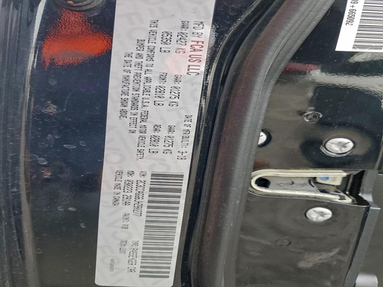 Chrysler 300 S Image 7