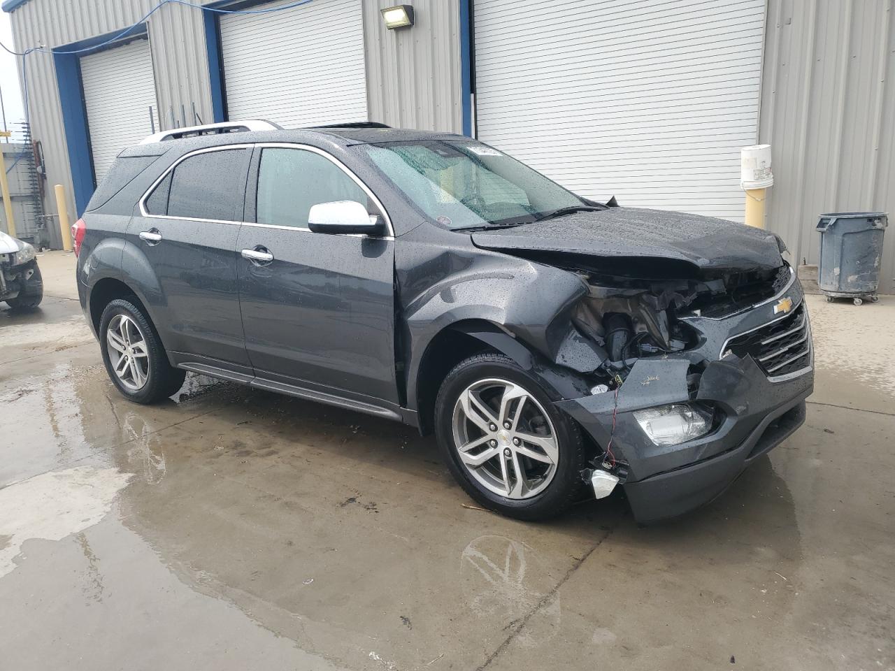 Chevrolet Equinox Premier Image 3