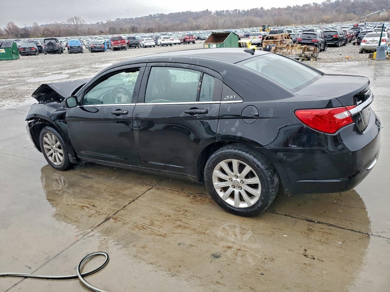 Chrysler 200 Touring Image 5