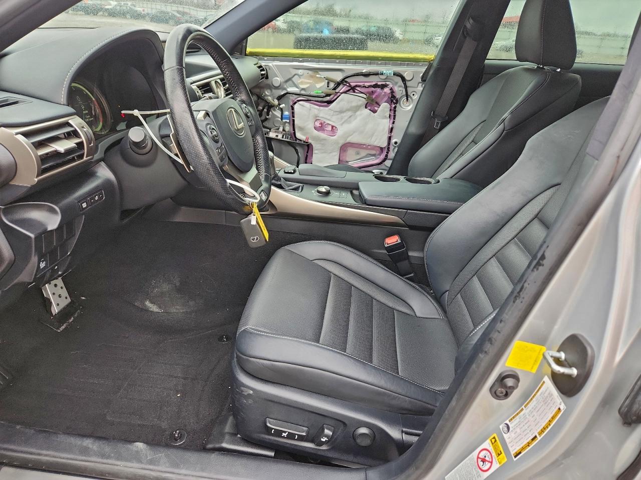 Lexus Is 300 Image 5