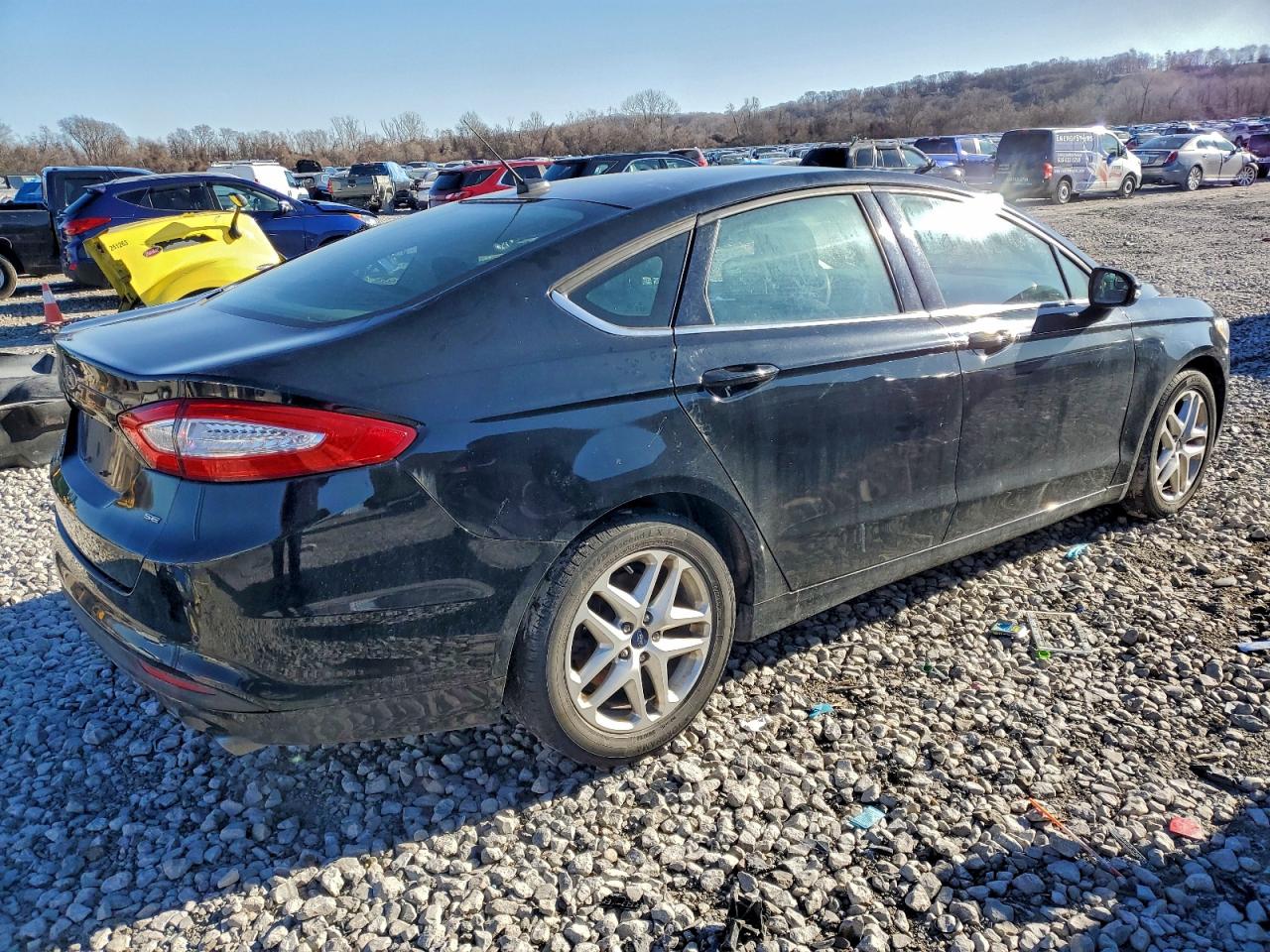 Ford Fusion Se Image 2