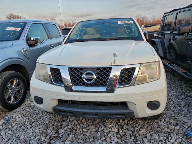 Nissan Frontier Sv Image 12