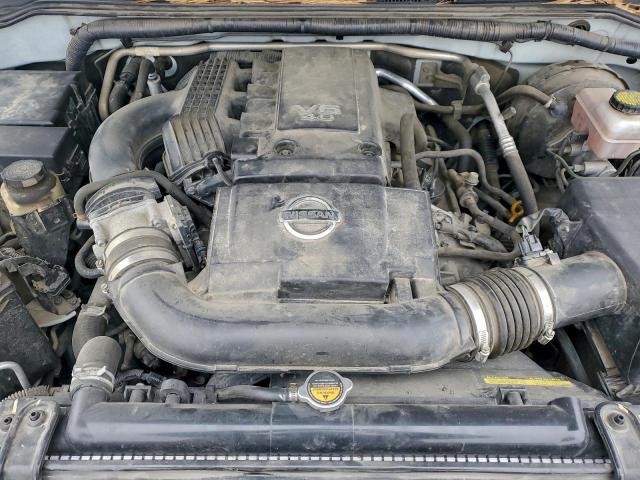 Nissan Frontier Sv Image 11