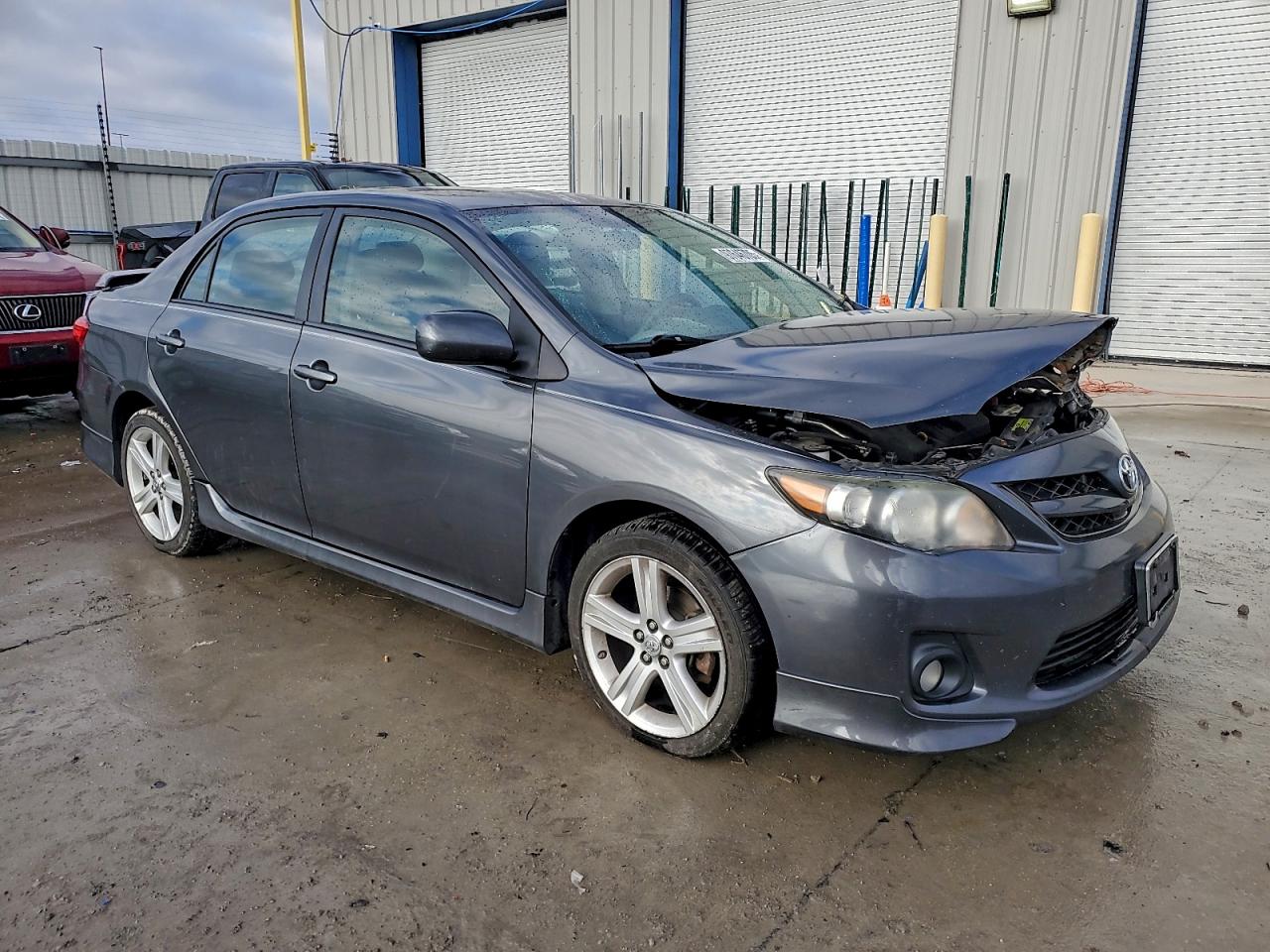 Toyota Corolla Base Image 3