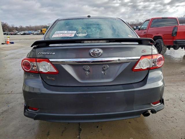 Toyota Corolla Base Image 5