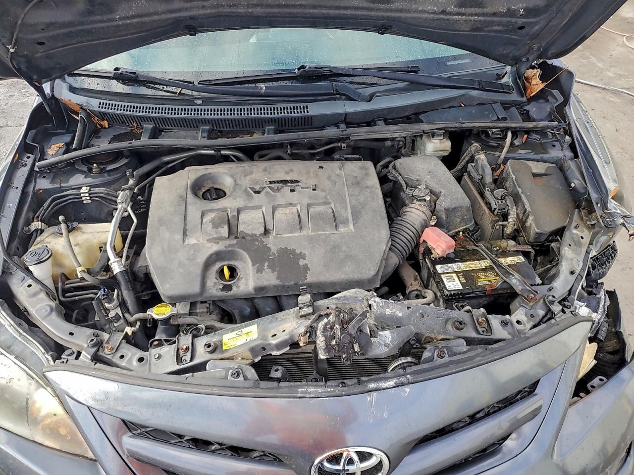 Toyota Corolla Base Image 4