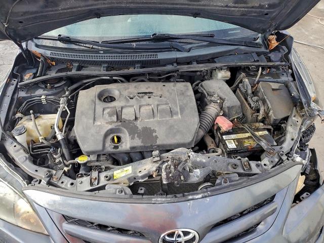 Toyota Corolla Base Image 4