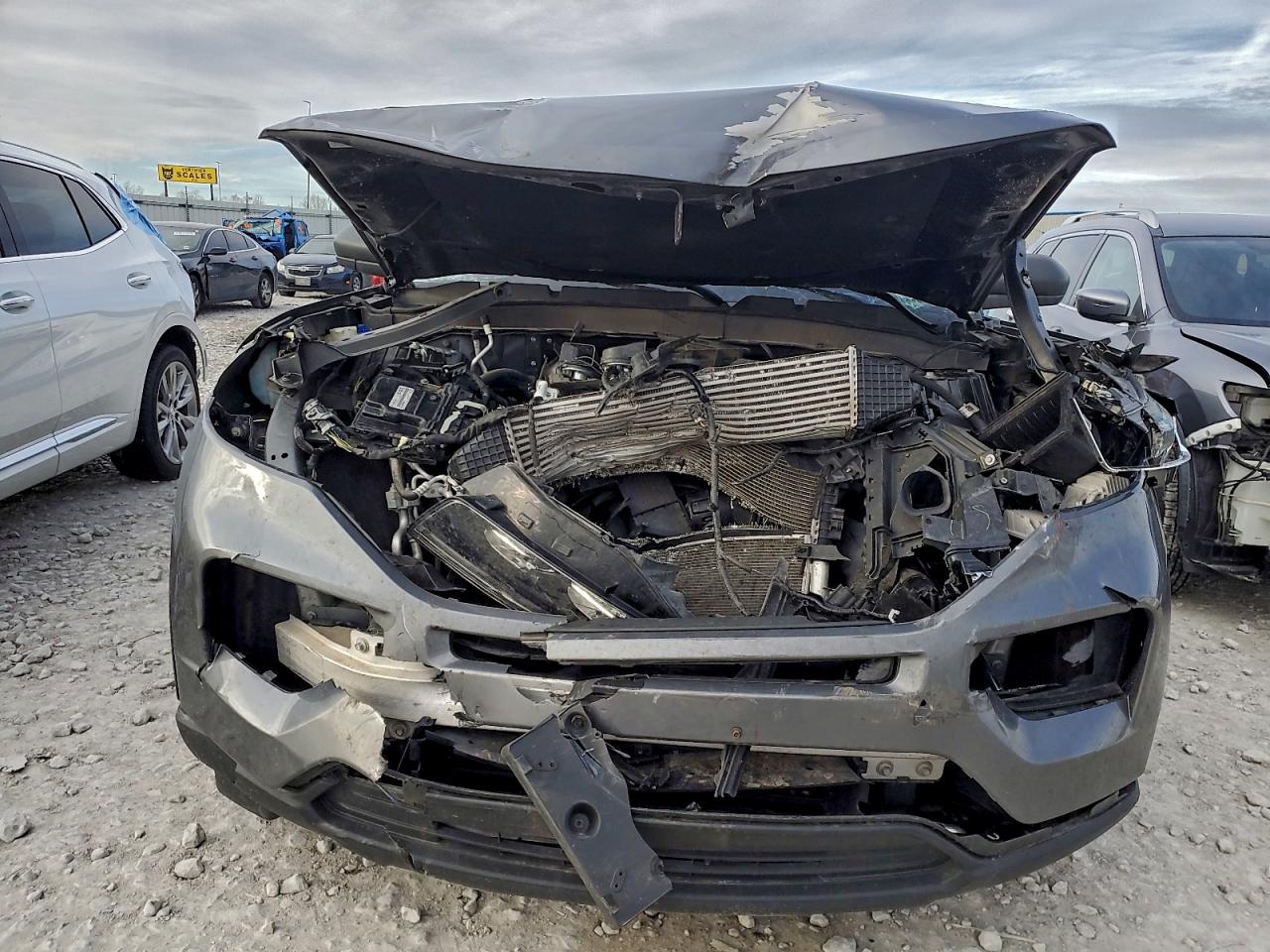 Ford Explorer Xlt Image 3