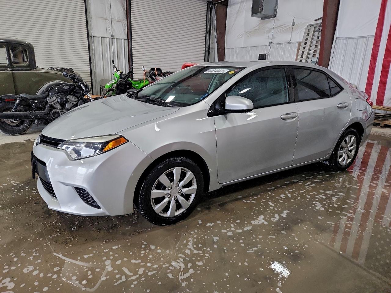 Toyota Corolla L Image 1