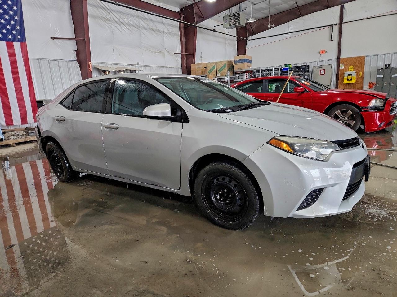 Toyota Corolla L Image 3