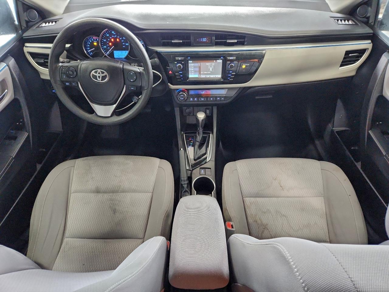 Toyota Corolla L Image 6