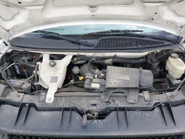 Chevrolet Express Image 10