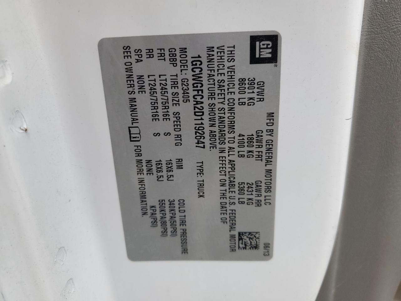 Chevrolet Express Image 13